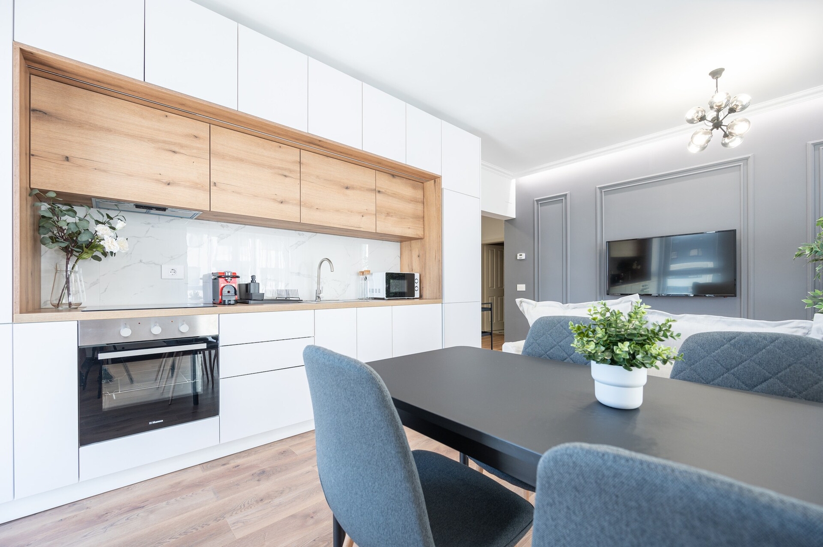 Brioni Flat 14 FlatWhite Properties