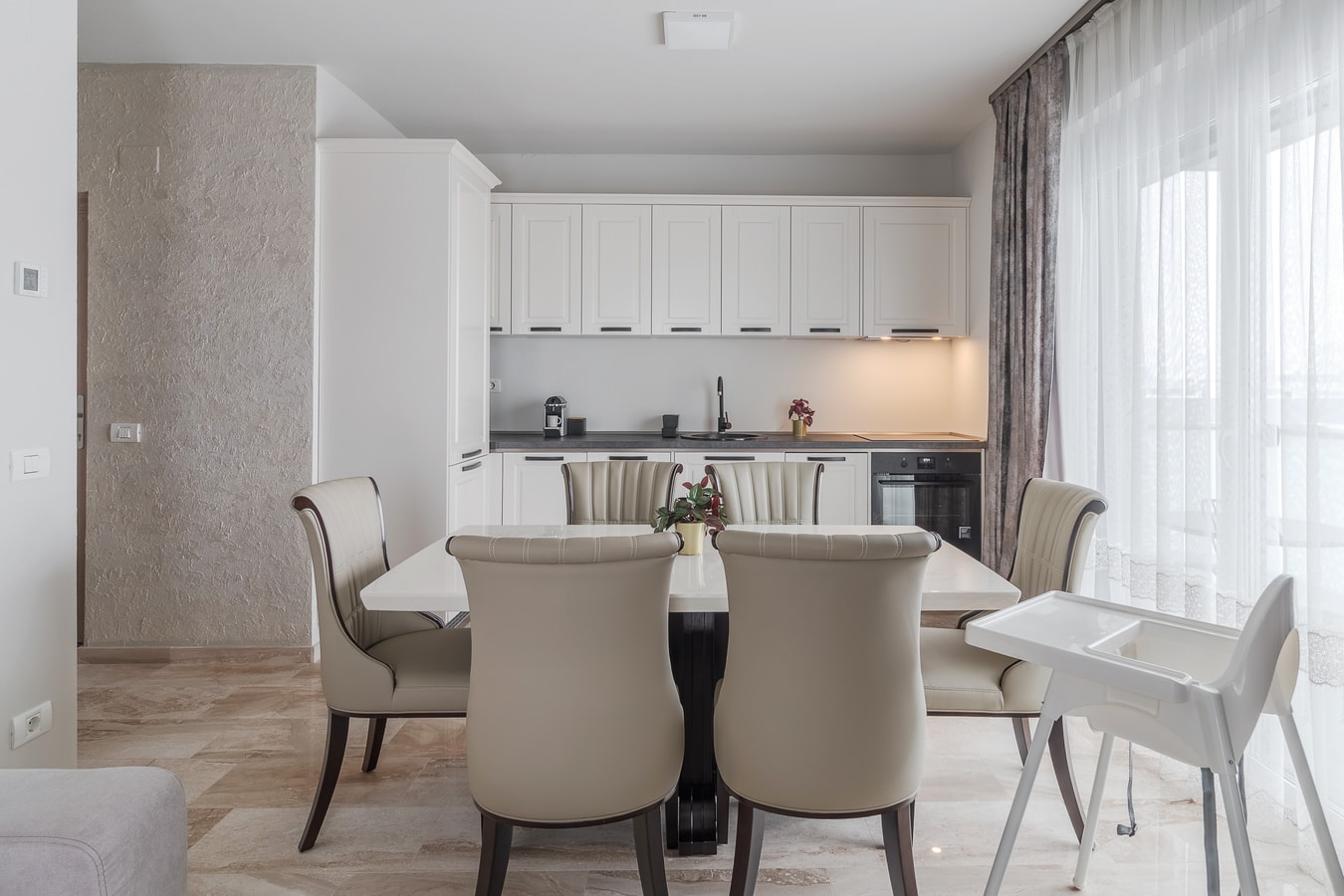 Neutral Nest 5 FlatWhite Properties