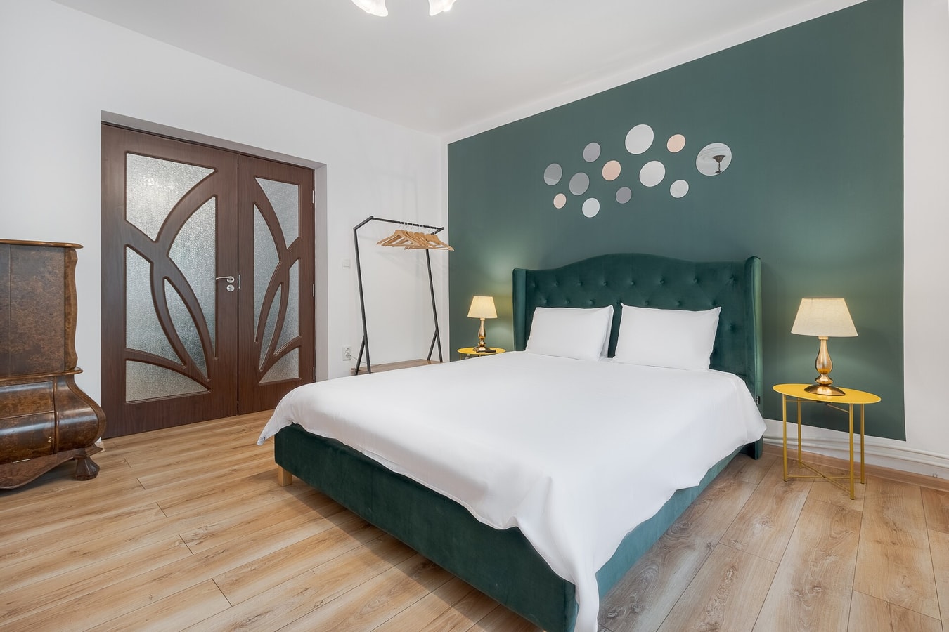 Salca Home 9 FlatWhite Properties