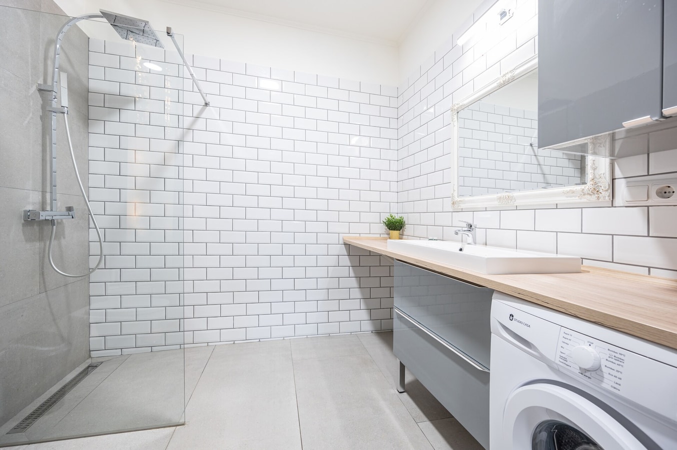 Central Park Nine, one bedroom apartment 6 FlatWhite Properties