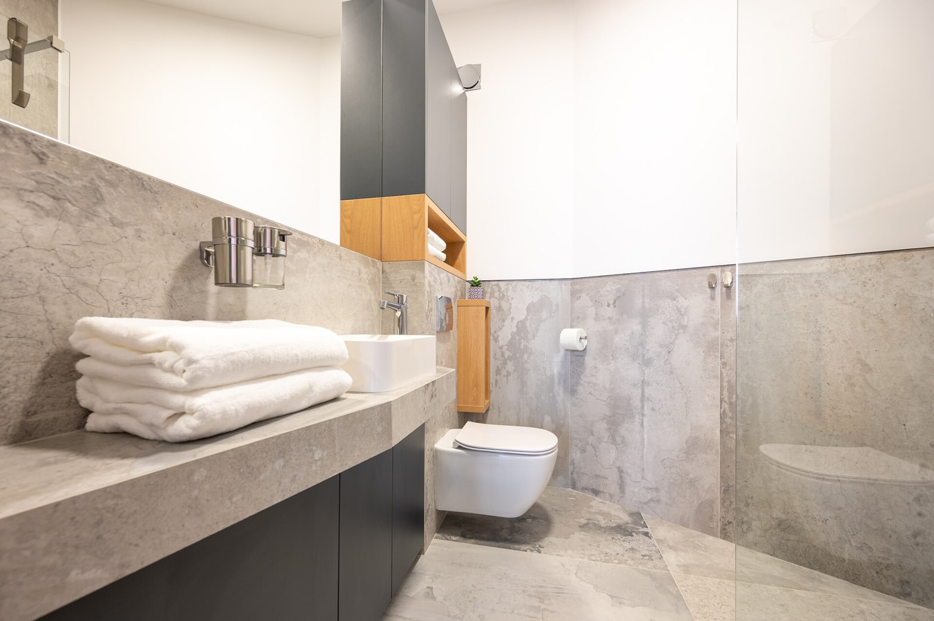 Calvin Two 11 FlatWhite Properties