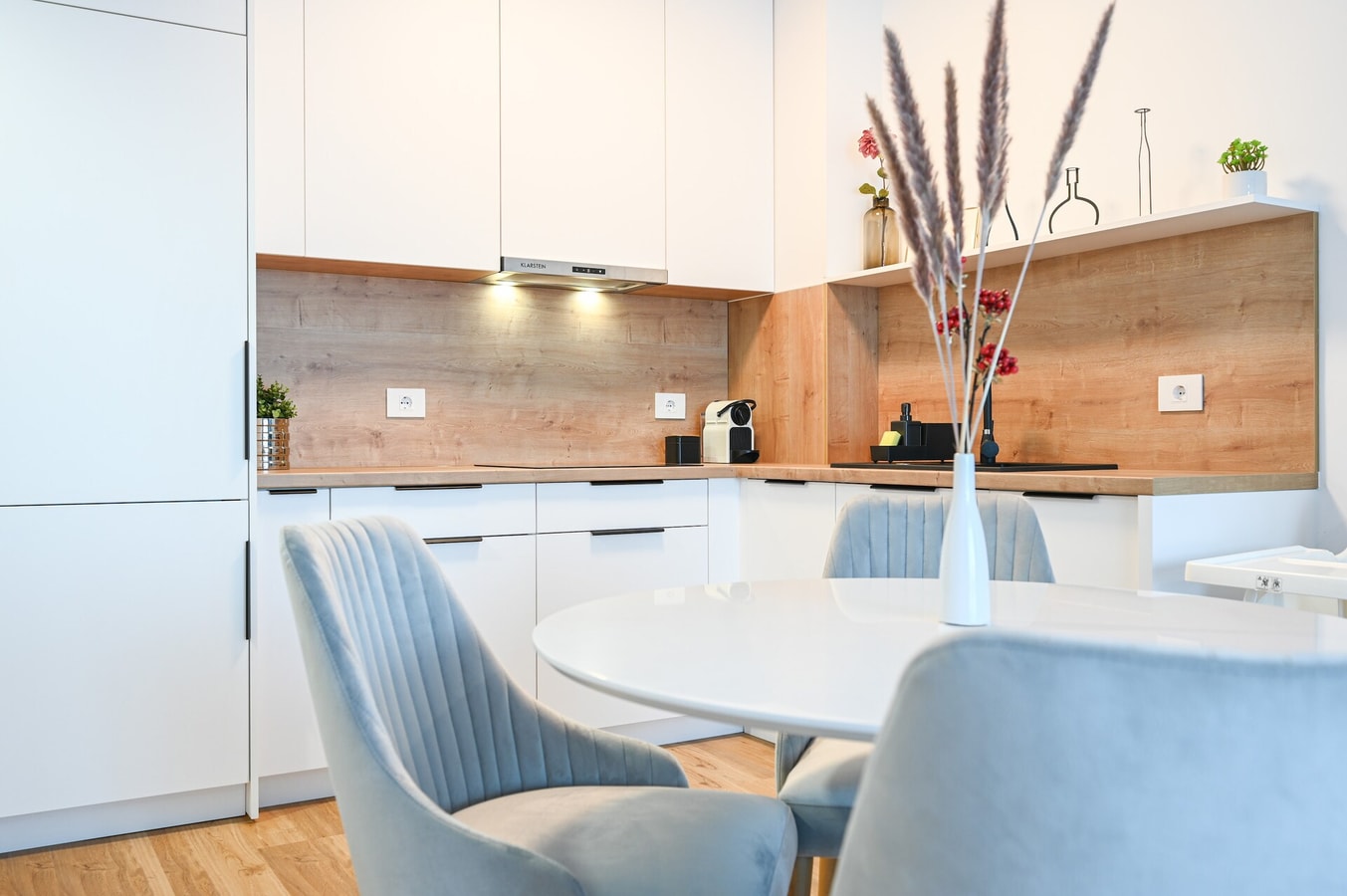 KM 801 - Kate Flat 6 FlatWhite Properties