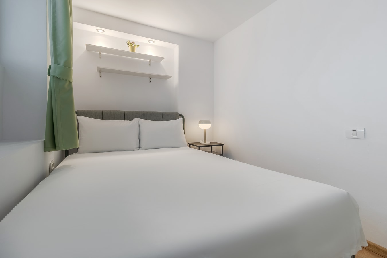 Citadel Hideaway 15 FlatWhite Properties