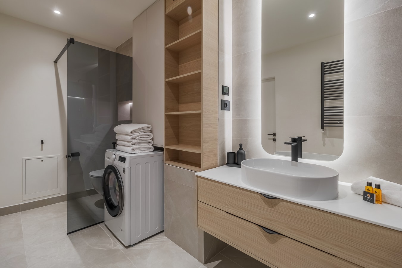 Designer Penthouse 9 FlatWhite Properties