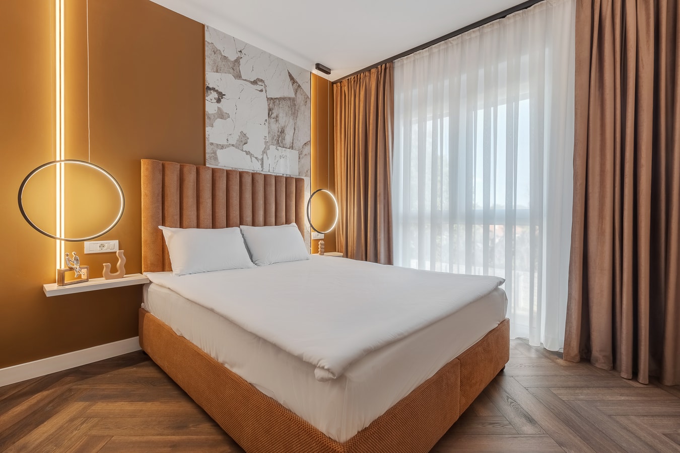 Lumiere Pumpkin 10 FlatWhite Properties