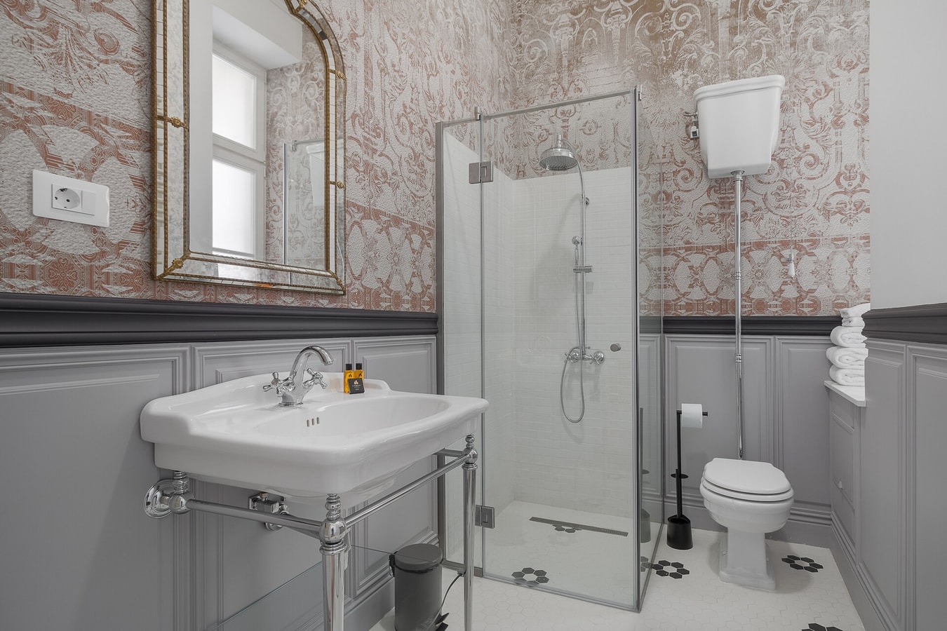 Arta Residence Four 12 FlatWhite Properties