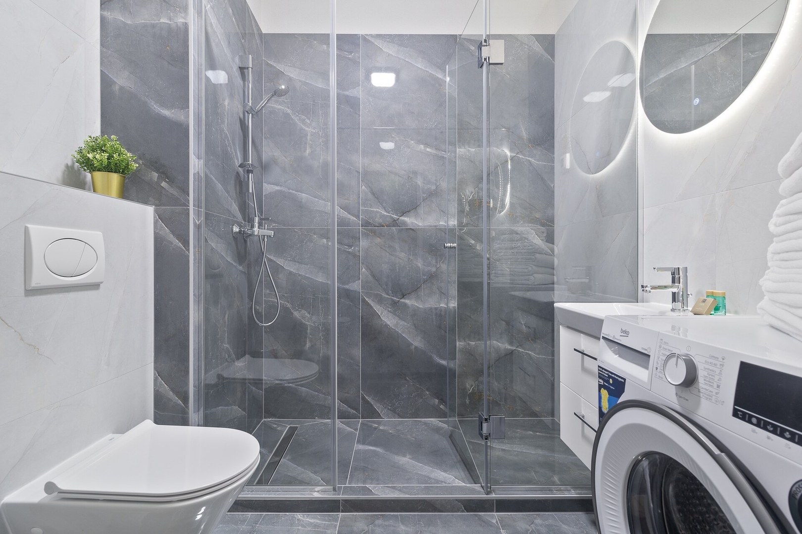Porto Flat 10 FlatWhite Properties