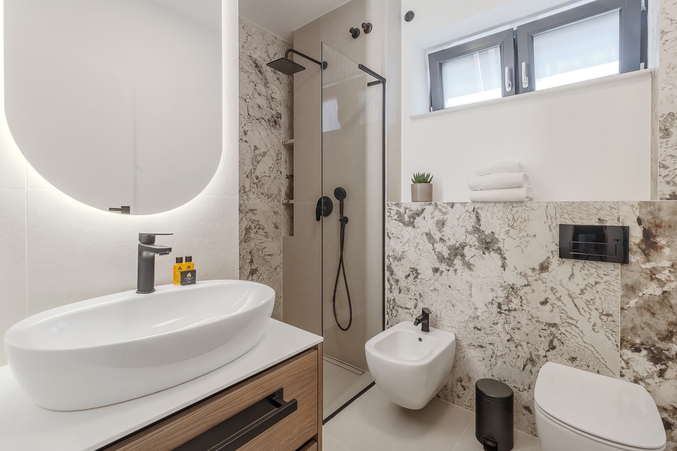 Lite Residence 05 8 FlatWhite Properties