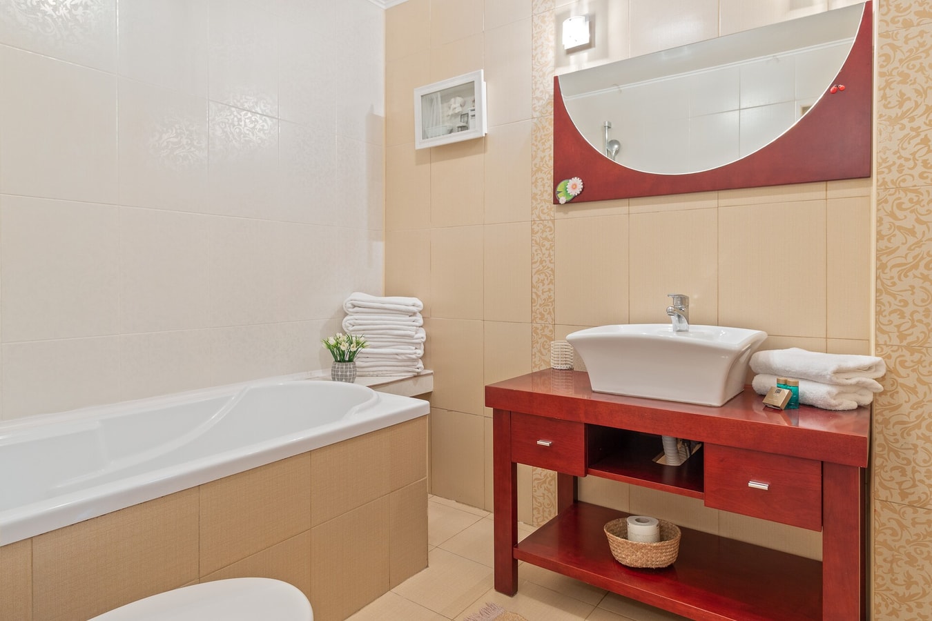 Elle Home 10 FlatWhite Properties