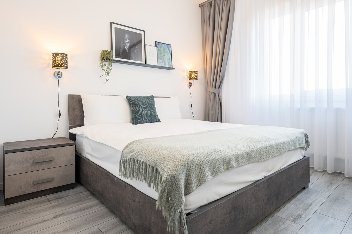 Grey 705, Flat with City View 5 FlatWhite Properties