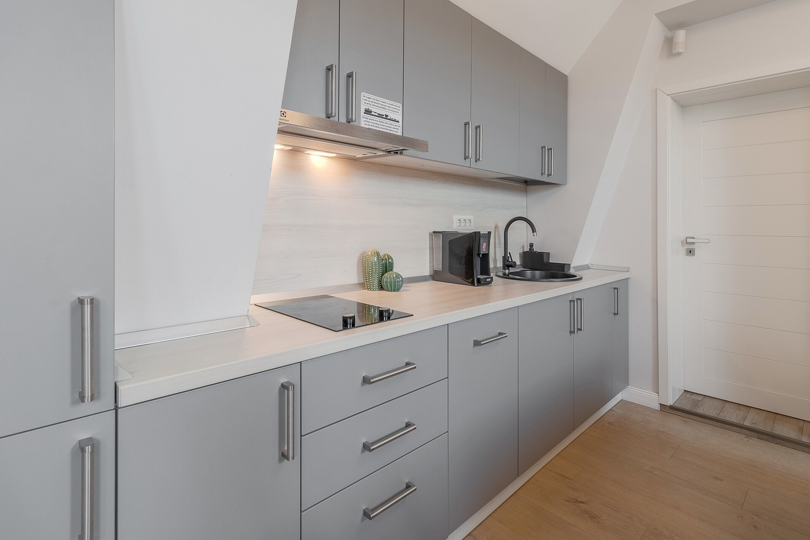 Dozsa Residence Seven 13 FlatWhite Properties