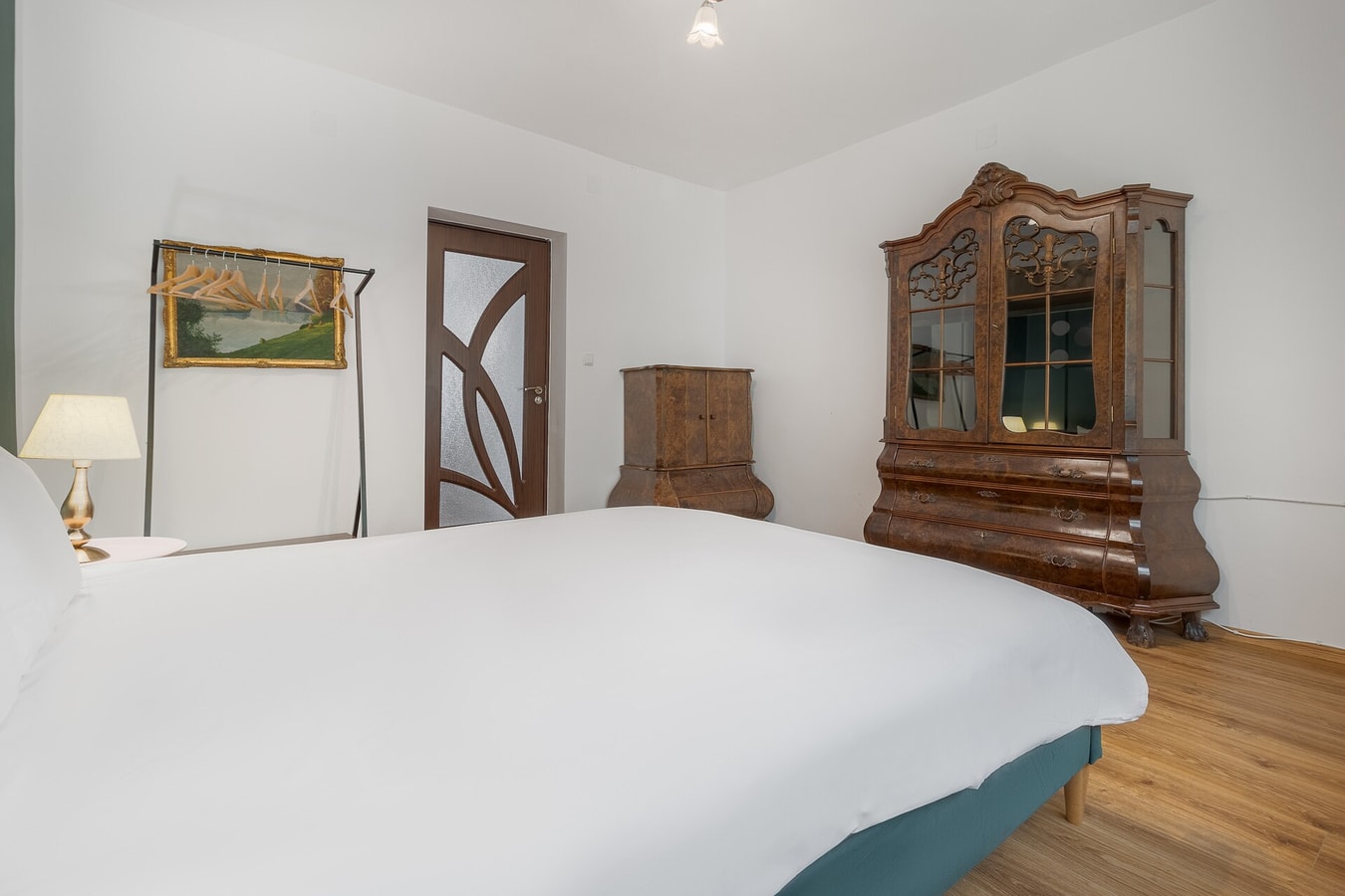 Salca Home 15 FlatWhite Properties