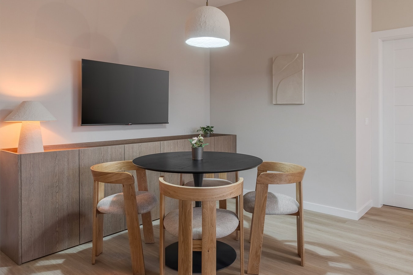 Hill View Five 8 FlatWhite Properties