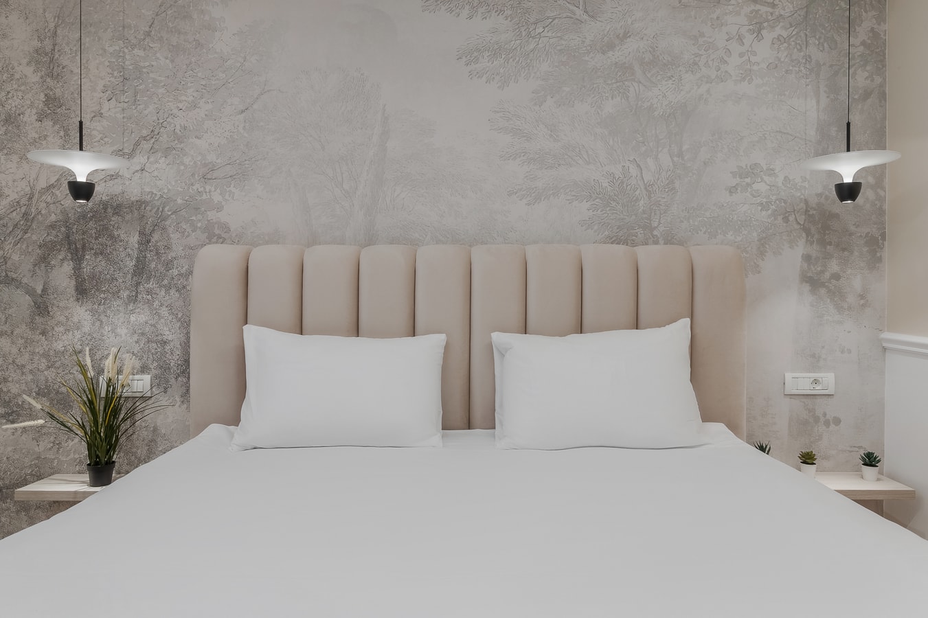 Lumiere Beige 9 FlatWhite Properties