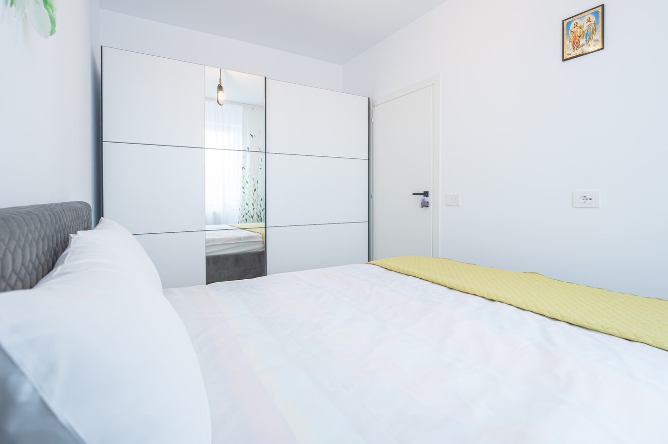 Verdi 5 FlatWhite Properties