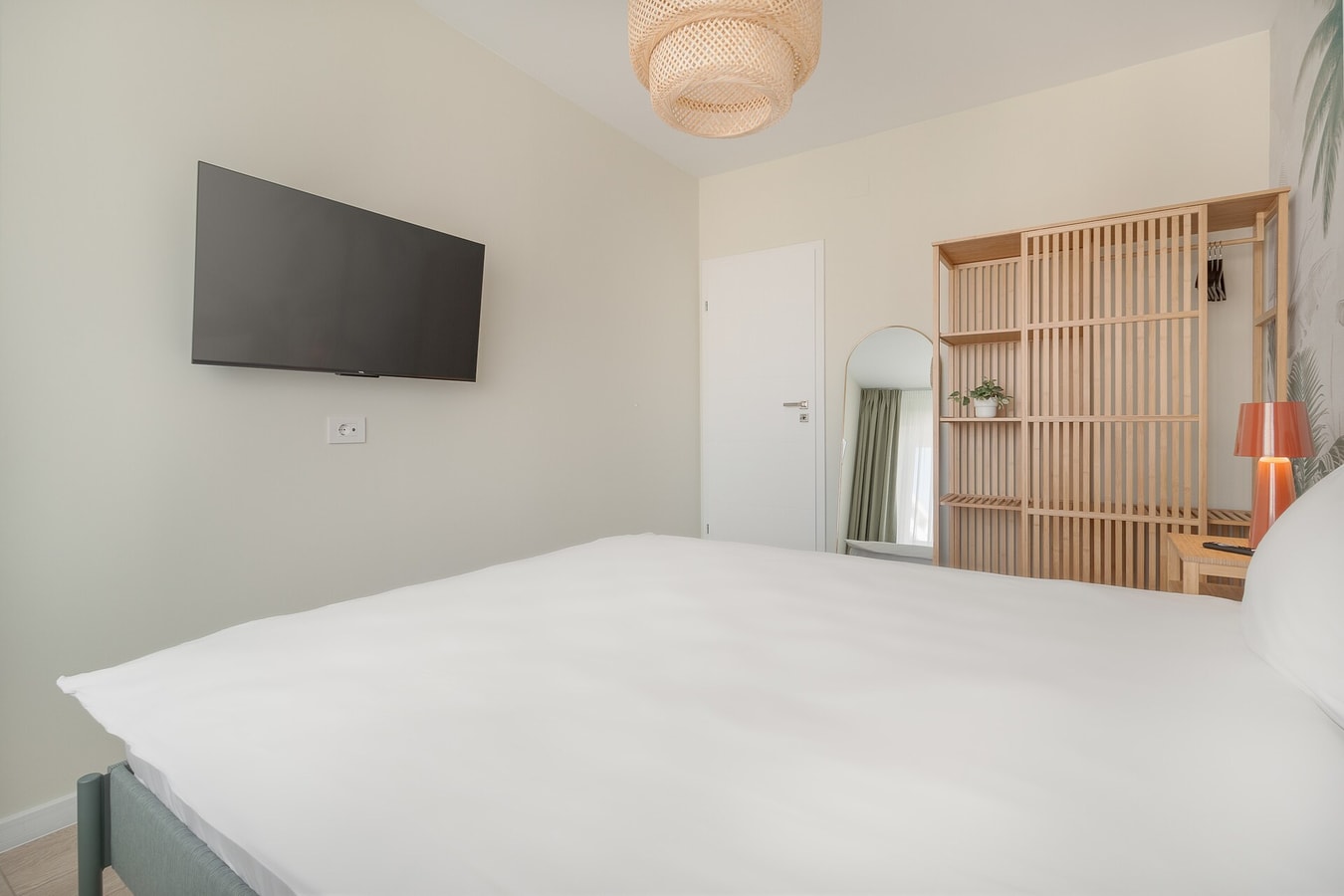 Martini Bloom 12 FlatWhite Properties