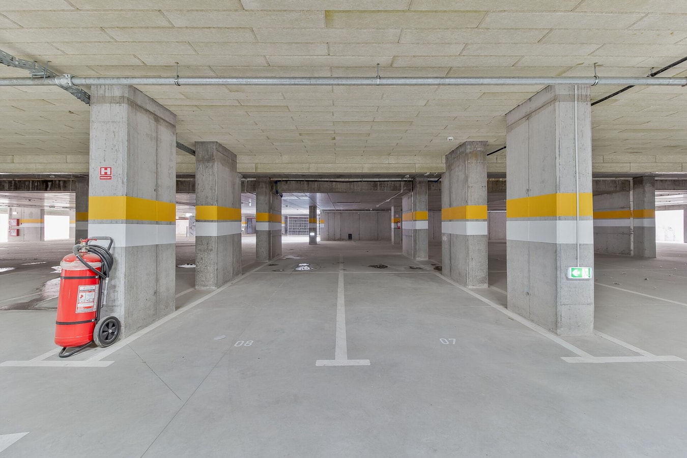 Krakow Flat 11 FlatWhite Properties