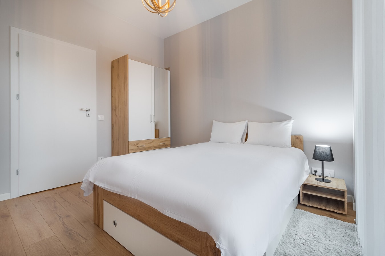 Urban Junction 15 FlatWhite Properties