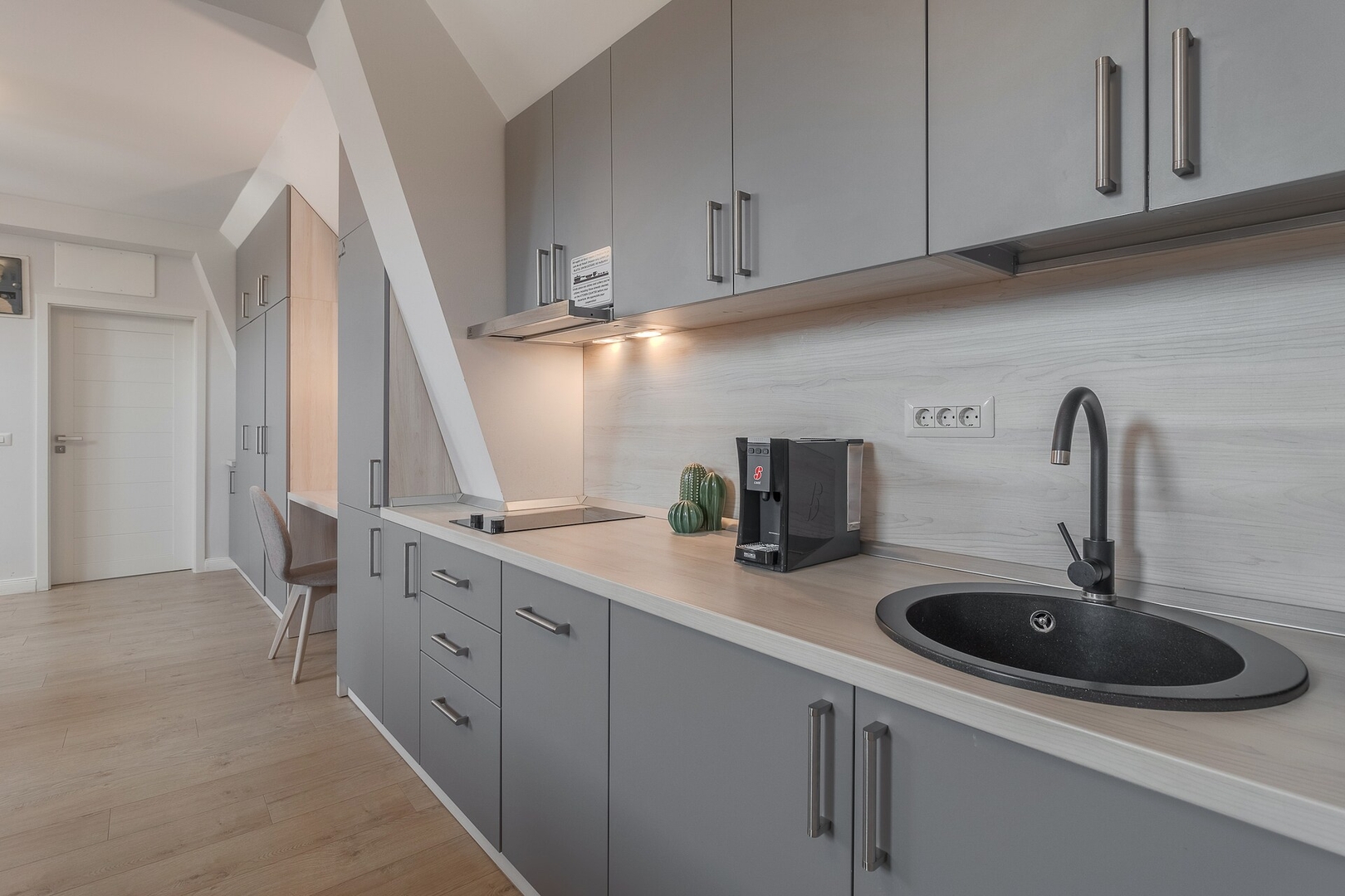 Dozsa Residence Seven 12 FlatWhite Properties