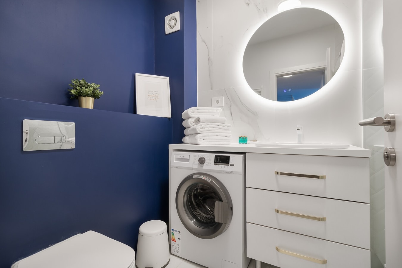 Waves Flat 8 FlatWhite Properties