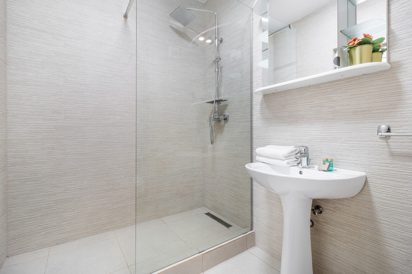 Blue Lake 14 FlatWhite Properties