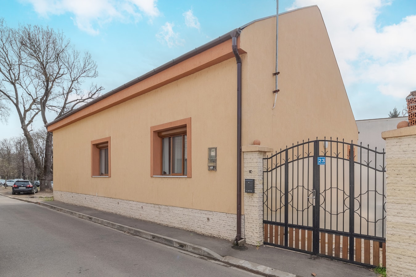 Casa Bella Apartment 23 FlatWhite Properties