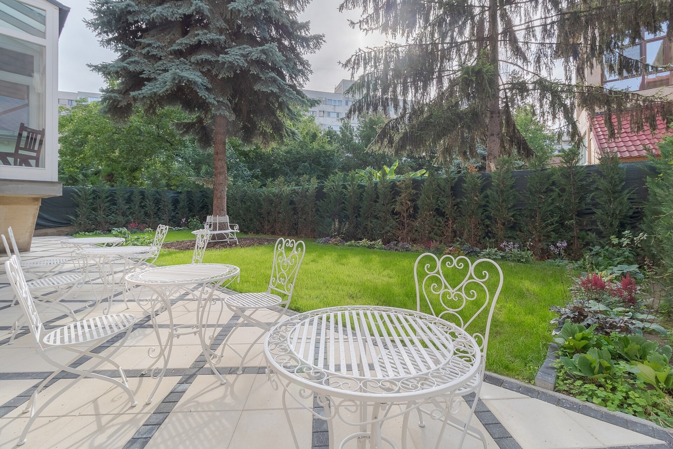 Villa Arta Residence 6 FlatWhite Properties