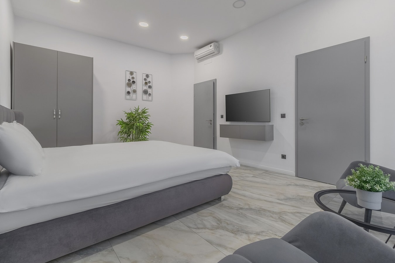 Marble Flat 16 FlatWhite Properties