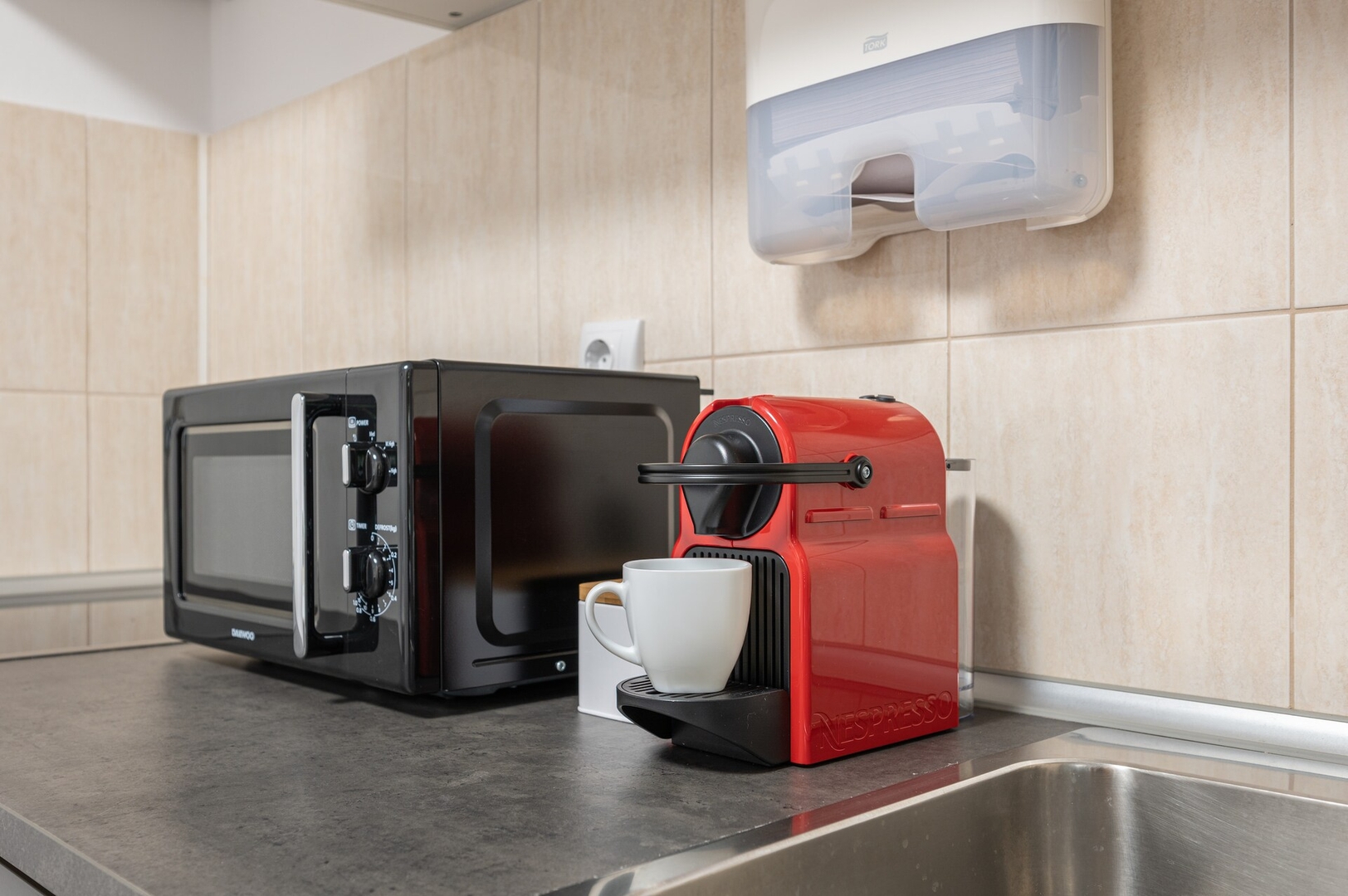 Costaforu Flat 5 FlatWhite Properties