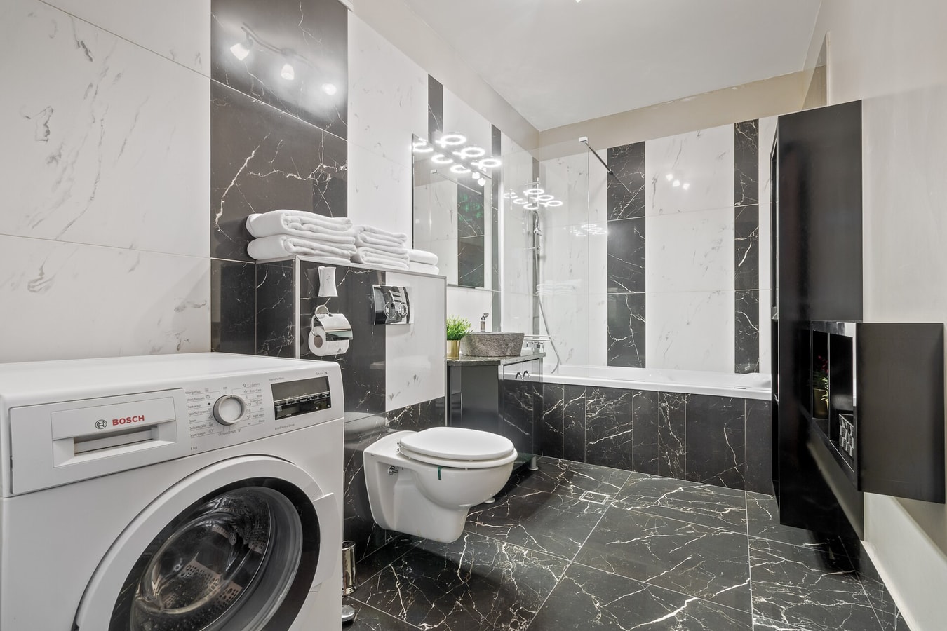 Ared Flat 8 FlatWhite Properties