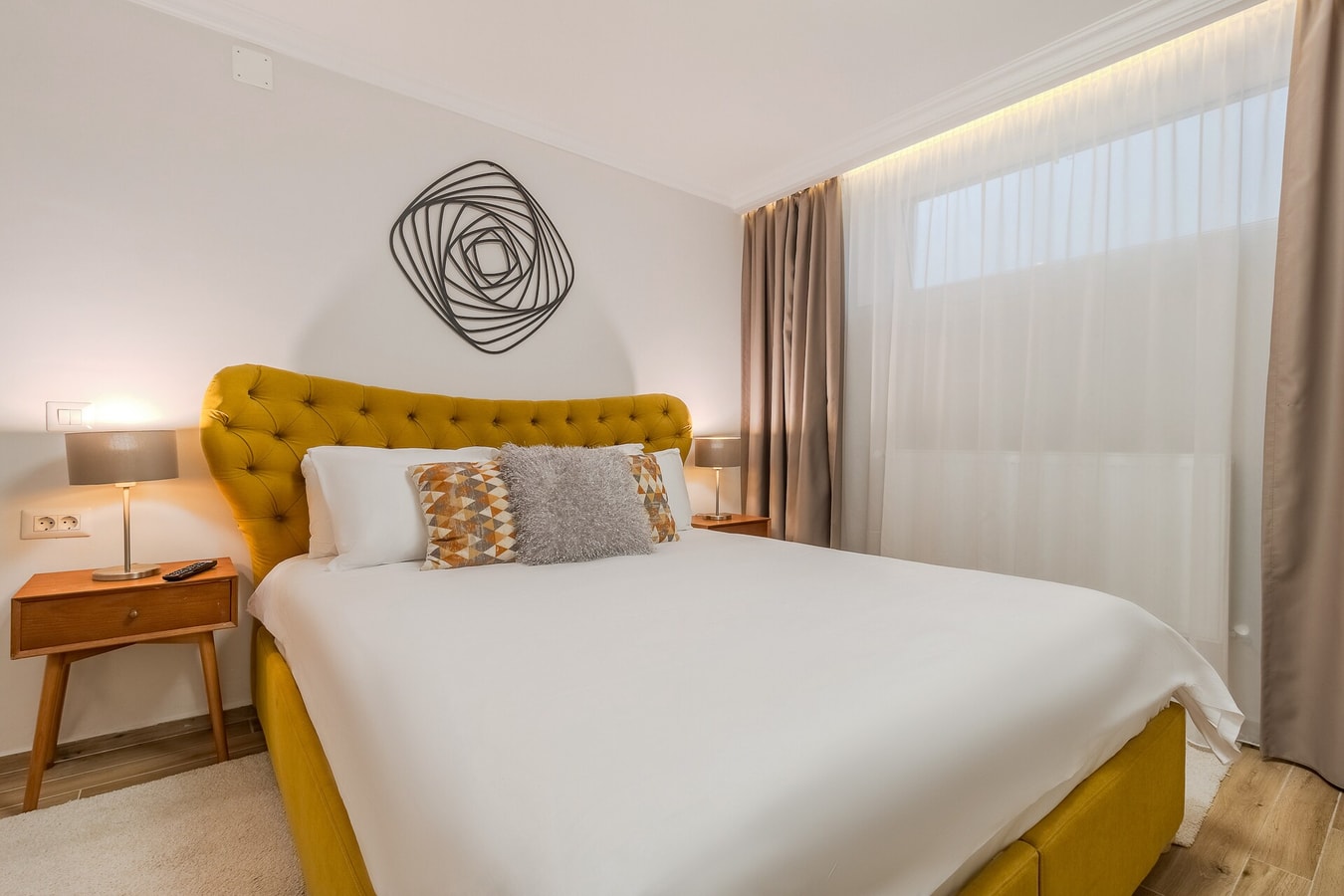 Dozsa Residence Six with private parking 13 FlatWhite Properties