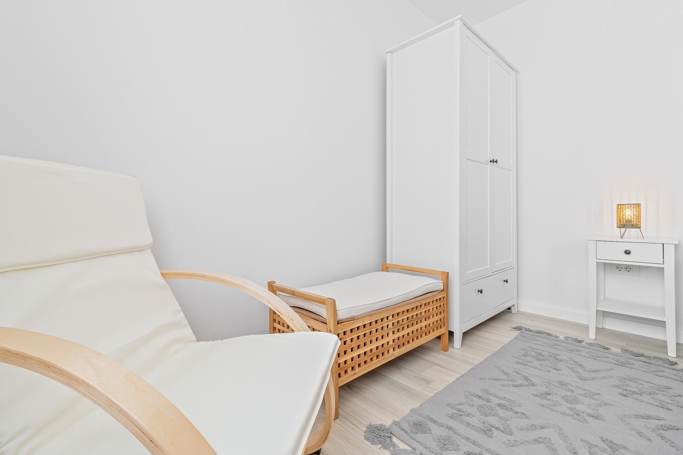 Park View 9 FlatWhite Properties