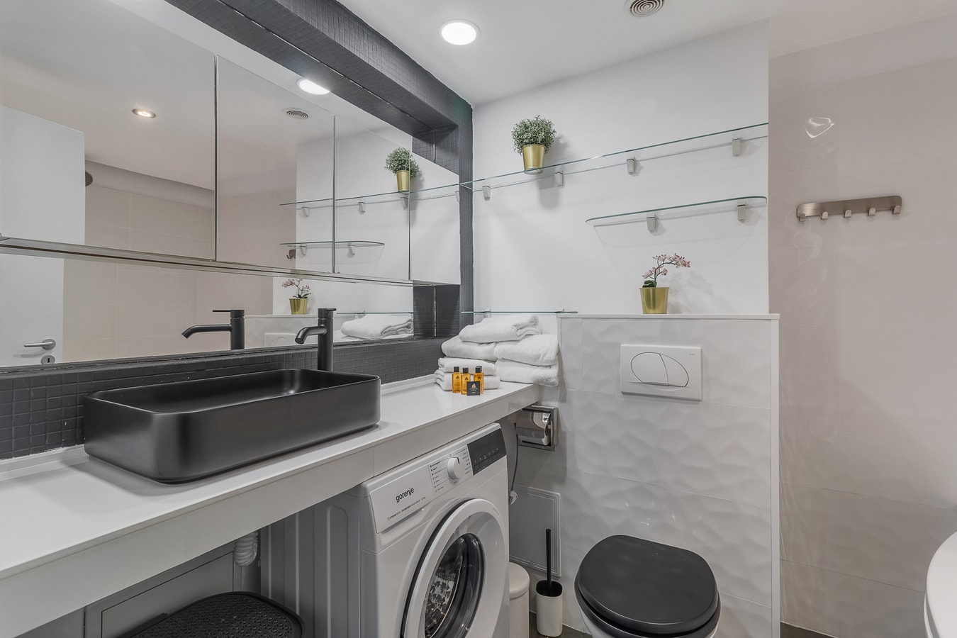 Citadel Hideaway 12 FlatWhite Properties