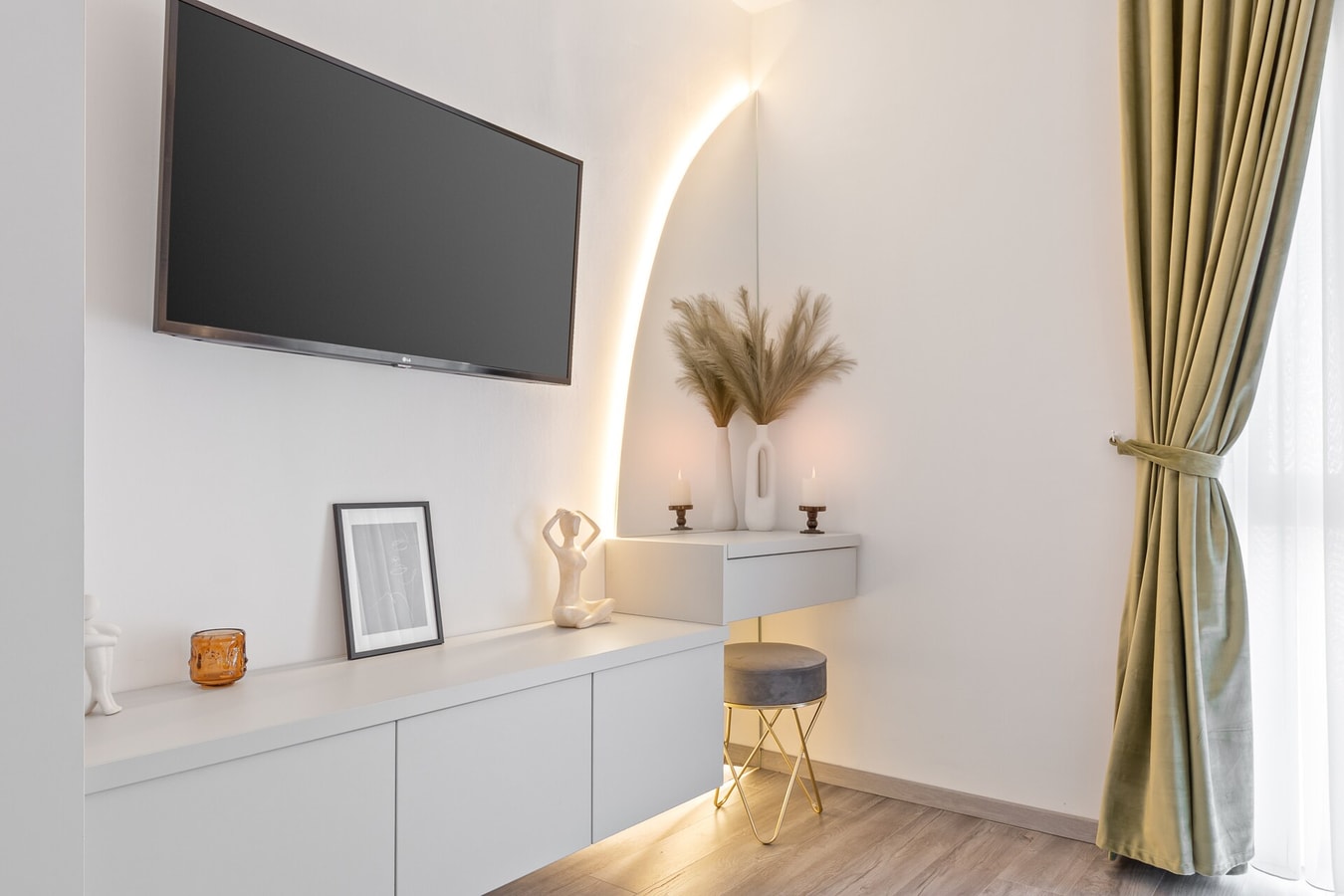 Felix Flat 10 FlatWhite Properties