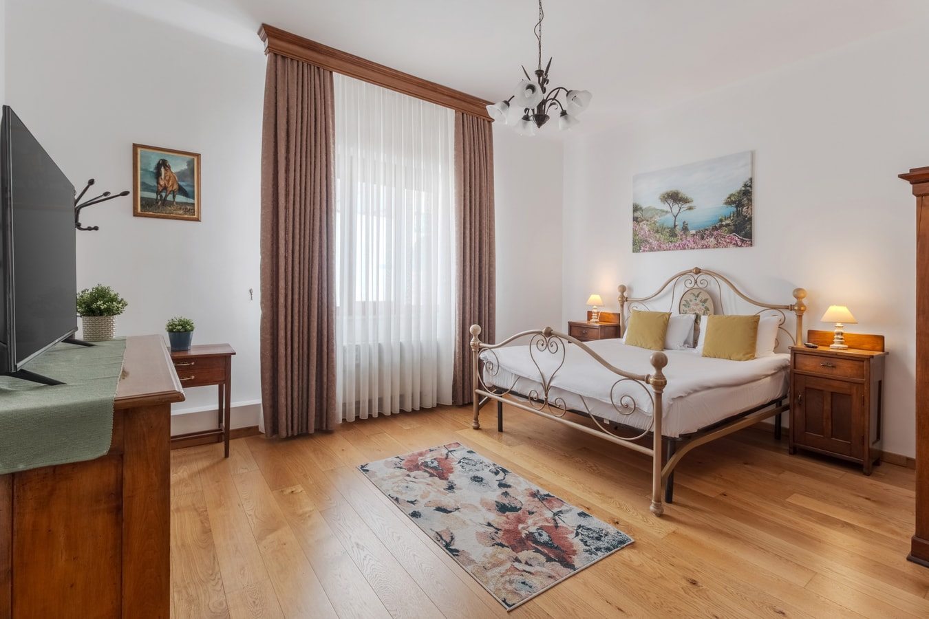 Casa Bella Apartment 9 FlatWhite Properties