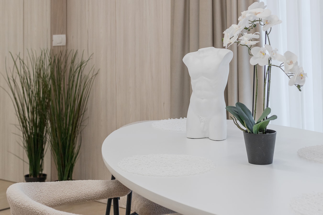 Lumiere Beige 15 FlatWhite Properties