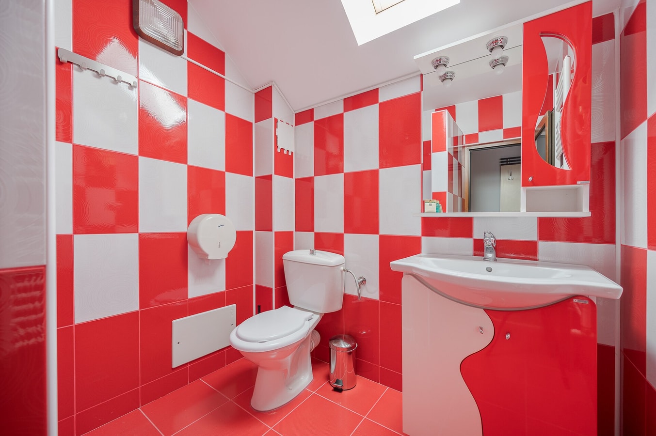 Tei Inn 28 FlatWhite Properties