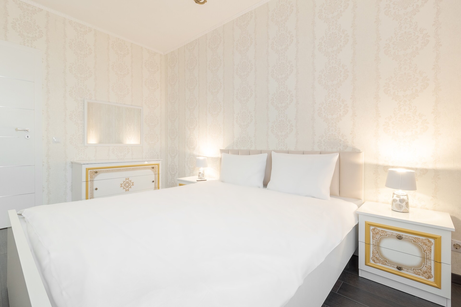 Dolce Vita 10 FlatWhite Properties