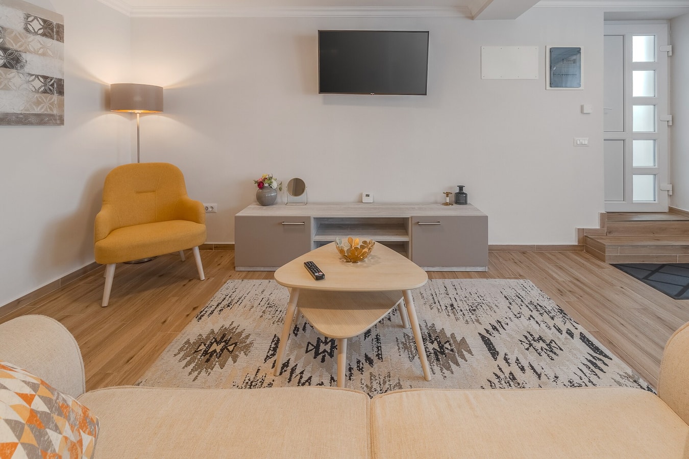 Dozsa Residence Six with private parking 7 FlatWhite Properties