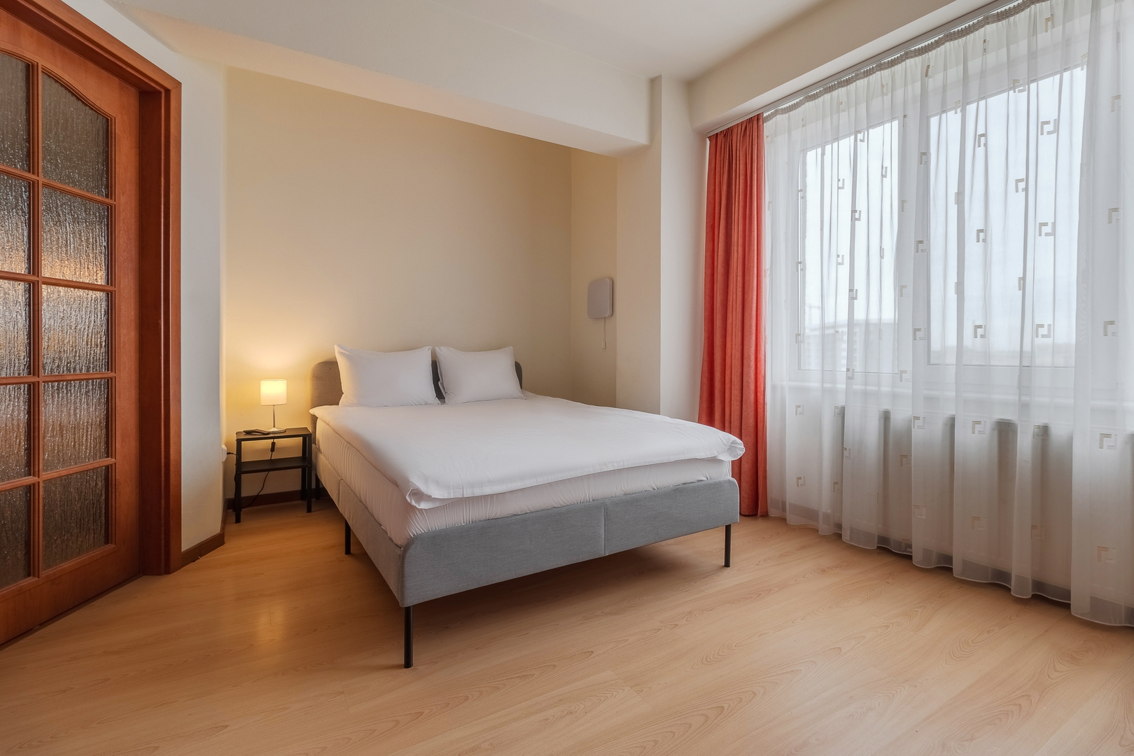Scala Flat 2 FlatWhite Properties