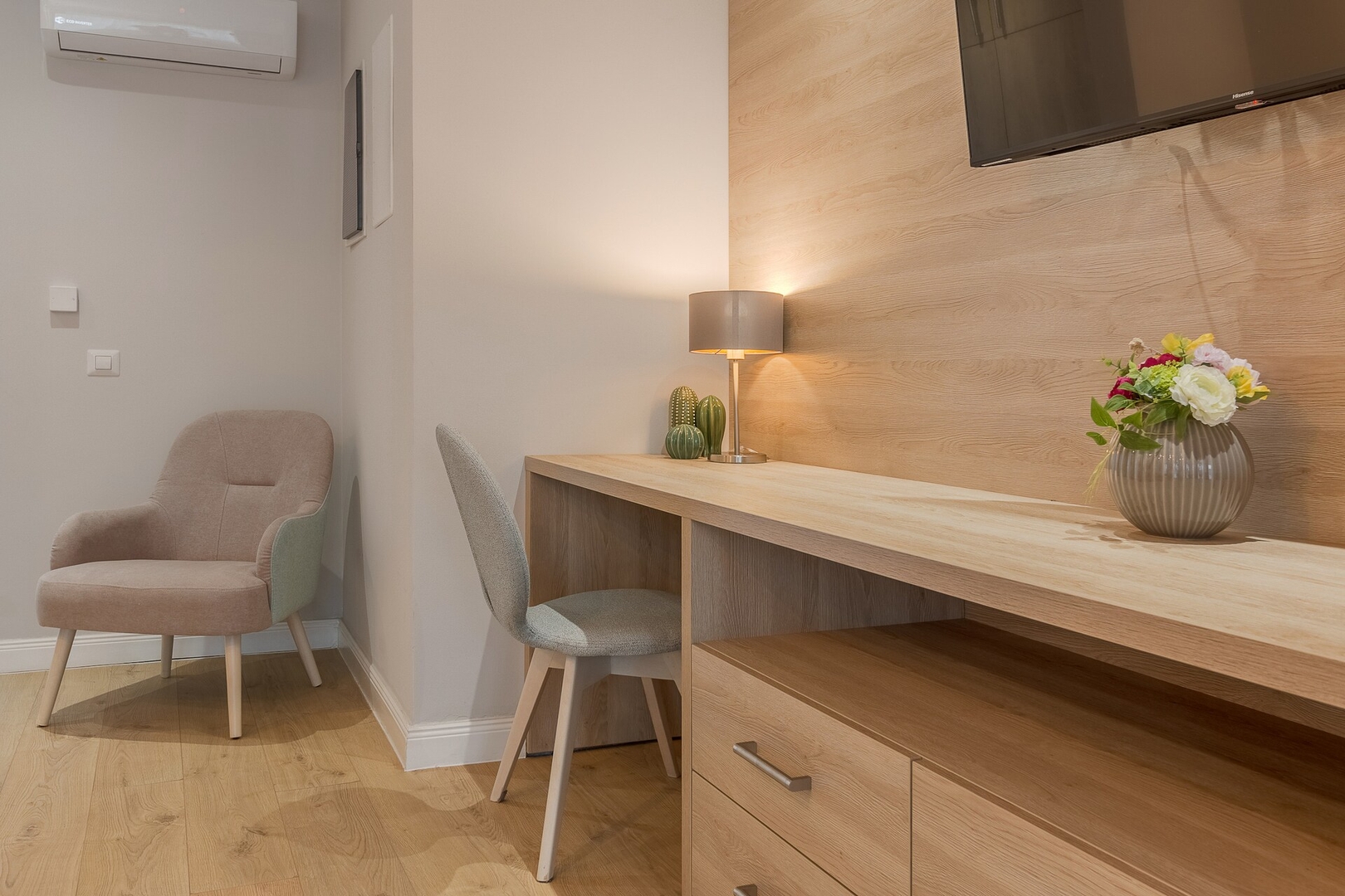 Dozsa Residence Two, ground floor apartment 8 FlatWhite Properties