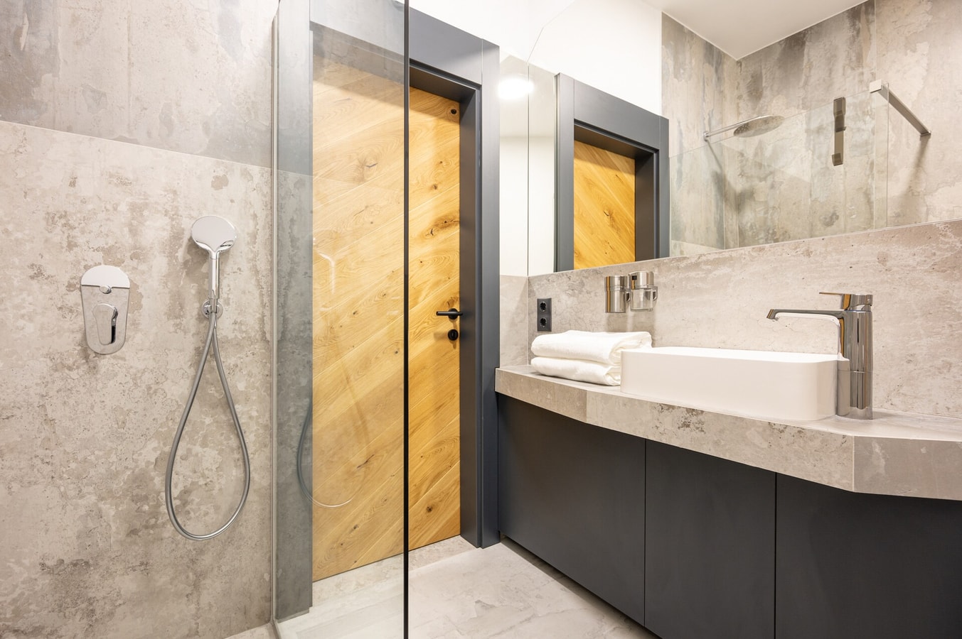 Calvin Two 12 FlatWhite Properties