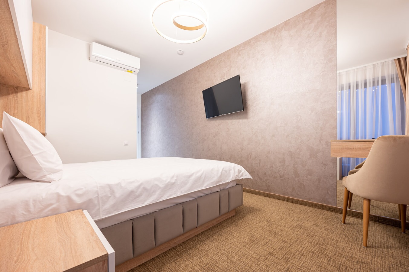 Villa Klia with jacuzzi, sauna near Baile Felix 22 FlatWhite Properties