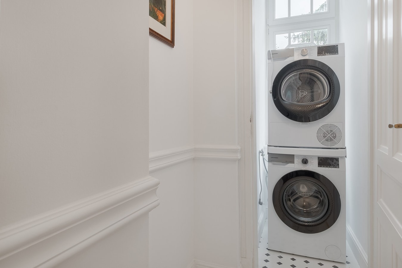 Arta Residence One 21 FlatWhite Properties