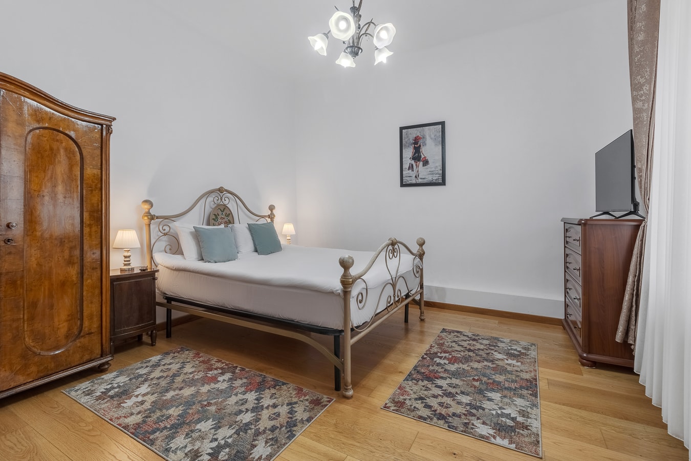 Casa Bella (entire villa) 22 FlatWhite Properties