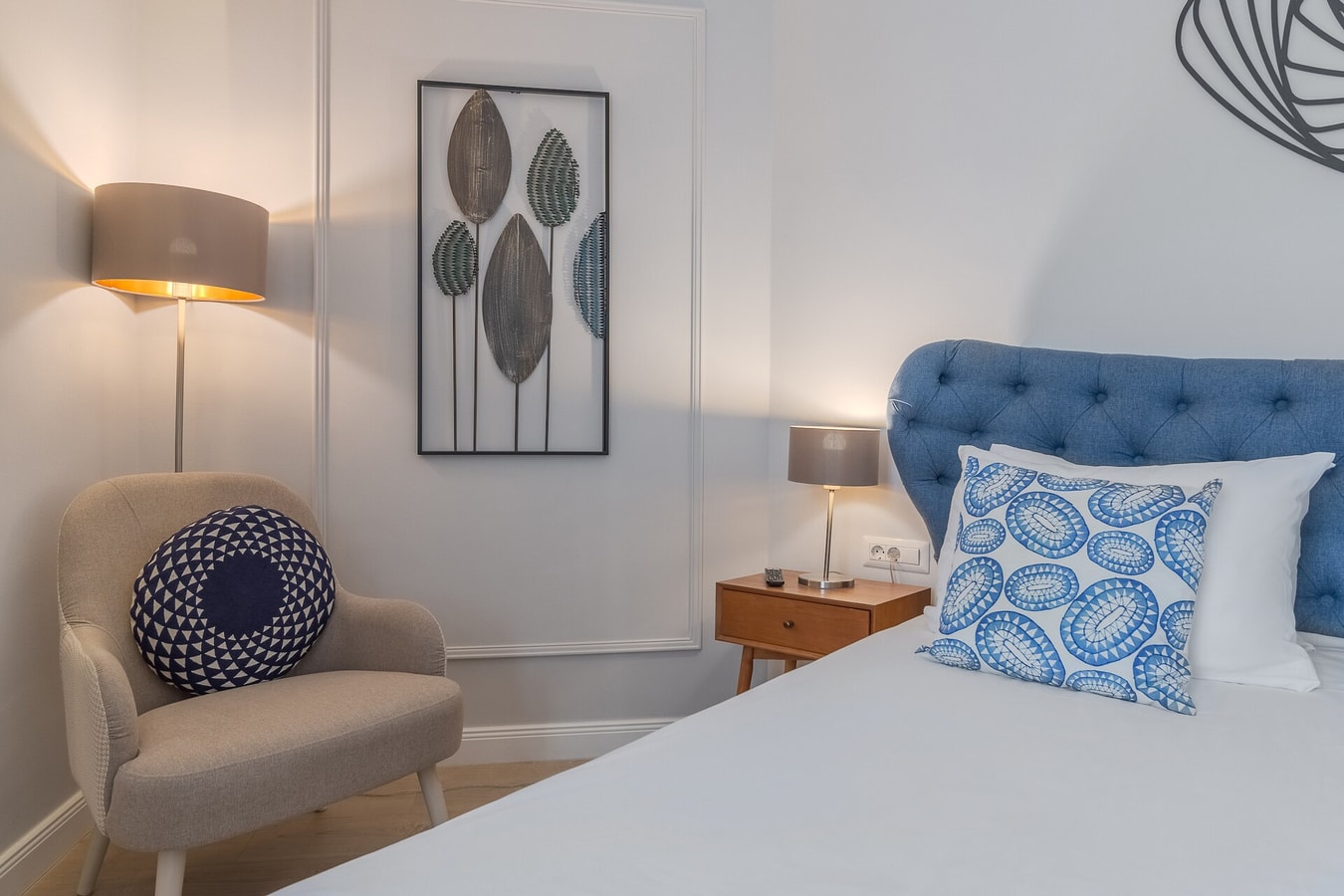 Dozsa Residence One | Stylish & Cozy Retreat 11 FlatWhite Properties