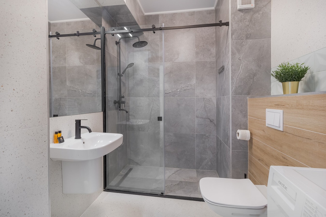 River View Studio 9 FlatWhite Properties