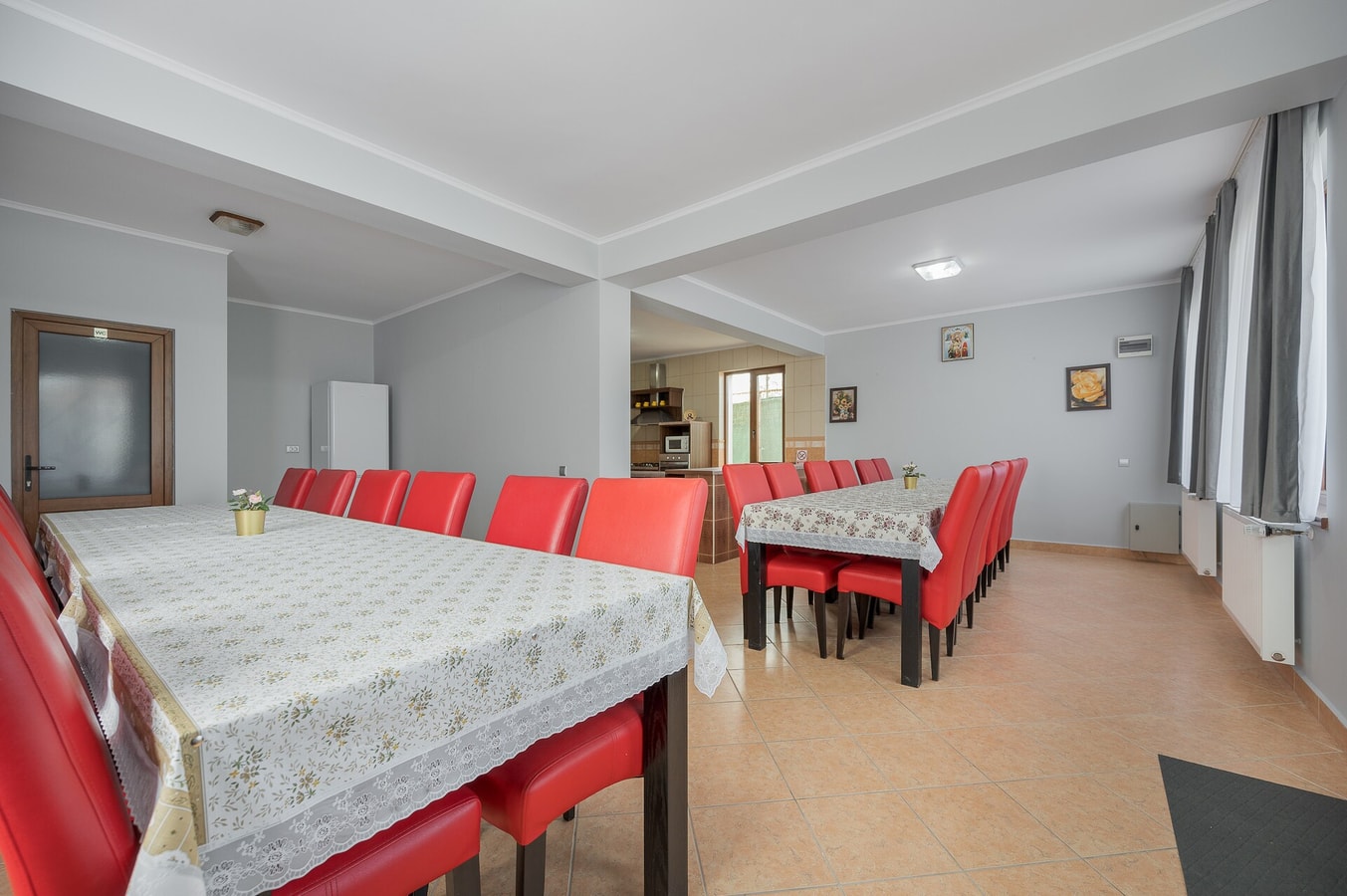 Tei Inn 12 FlatWhite Properties