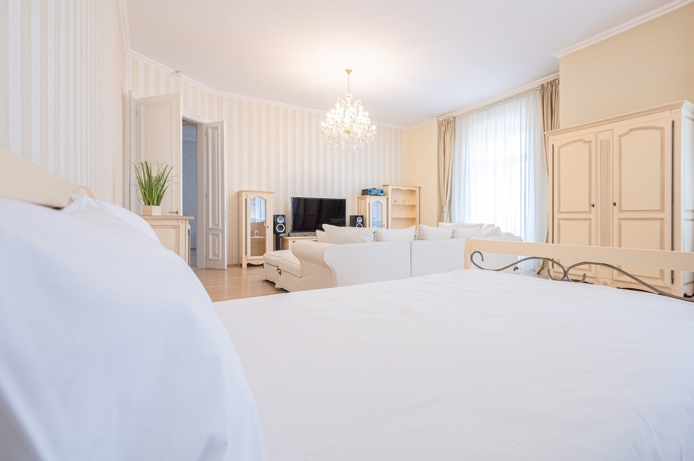 Black Eagle Loft 14 FlatWhite Properties