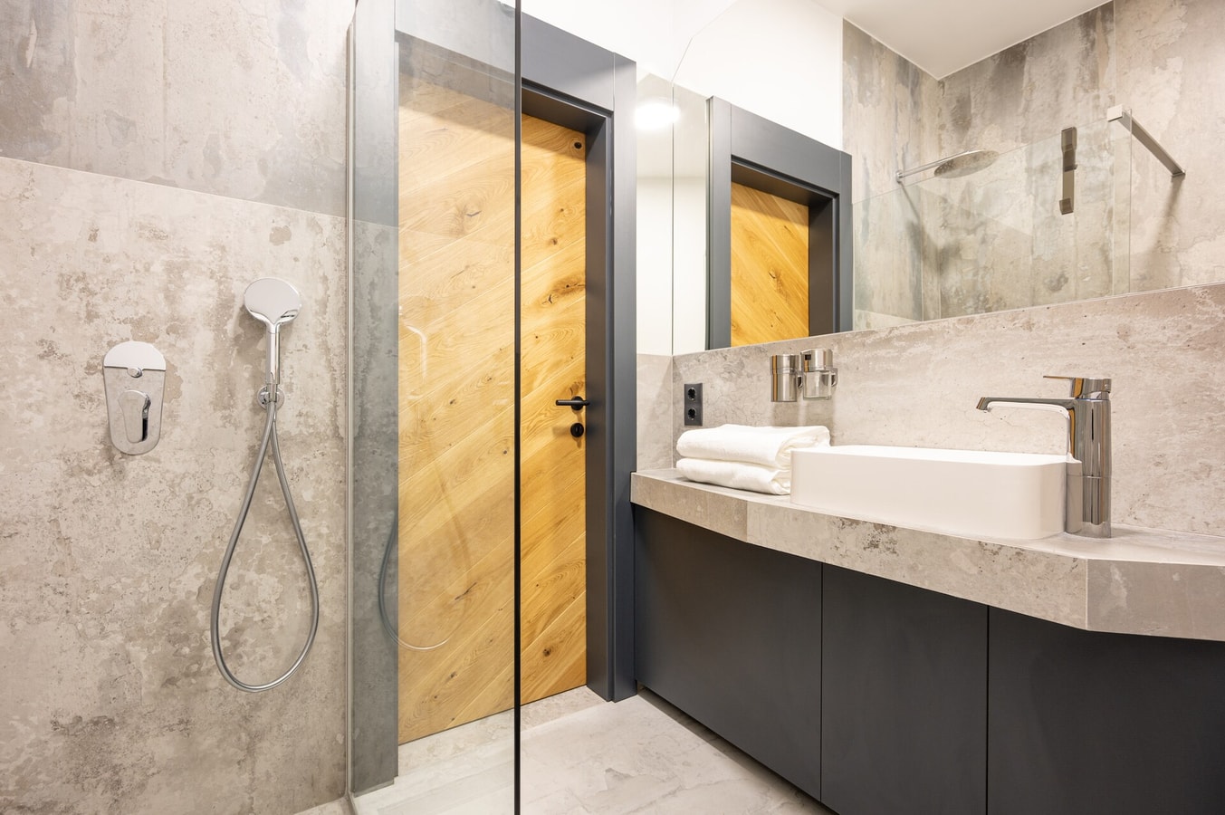 Calvin One 8 FlatWhite Properties